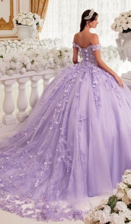 Quinceañera 18
